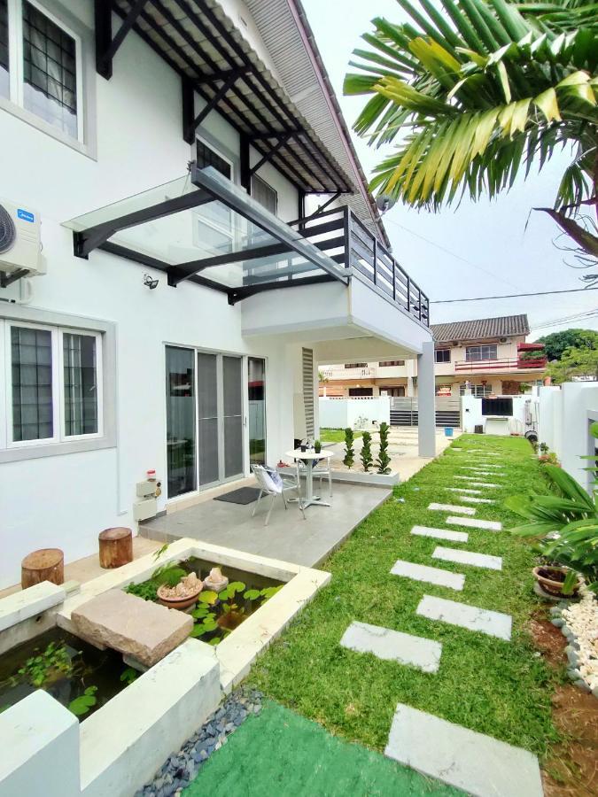 Melaka Klebang Private Pool Villa/Near Beach/Town Area 외부 사진